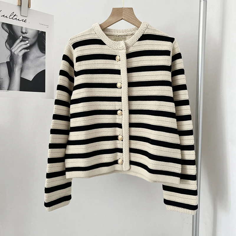 Loes | Gestreifter modischer Cardigan
