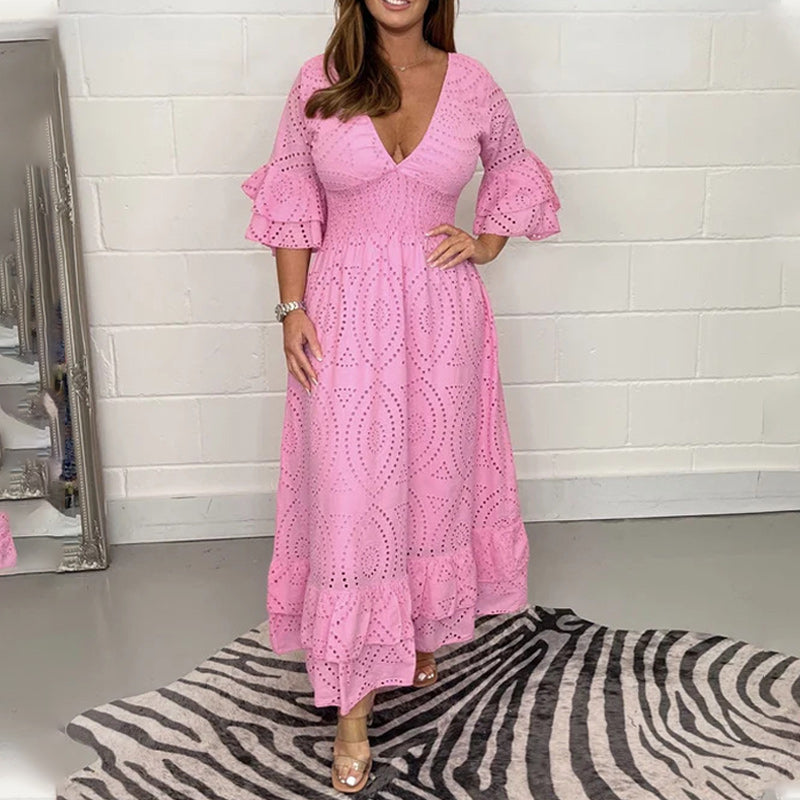 Kallie |  Midikleid mit bestickten Anglaise-Rüschen an den Ärmeln