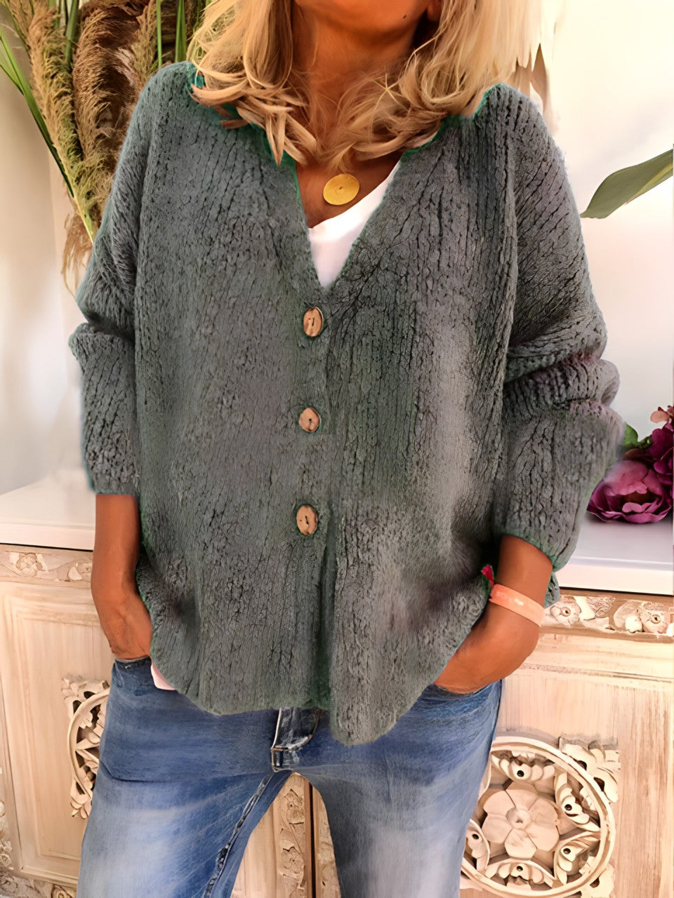 Ulla | Strickjacke mit V-Ausschnitt